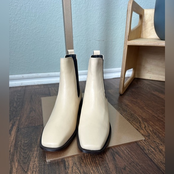 Sam Edelman | Thelma in Eggshell - Picture 6 of 6